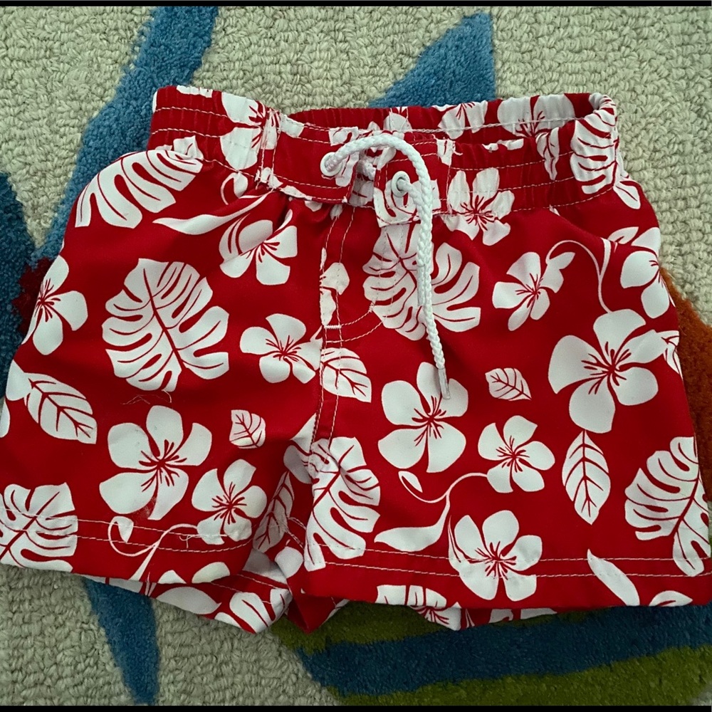 💗 BOGO FREE LIKE NEW. 6M Disney Swim Trunks